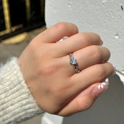 Valoré Romantic Love Heart Ring