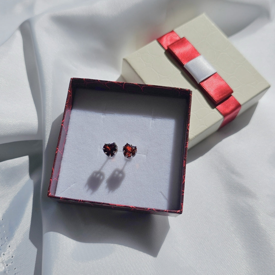 Valoré Birthstone Heart Stud Earrings