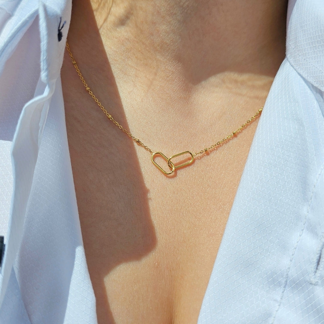 Valoré Infinity Paperclip Necklace