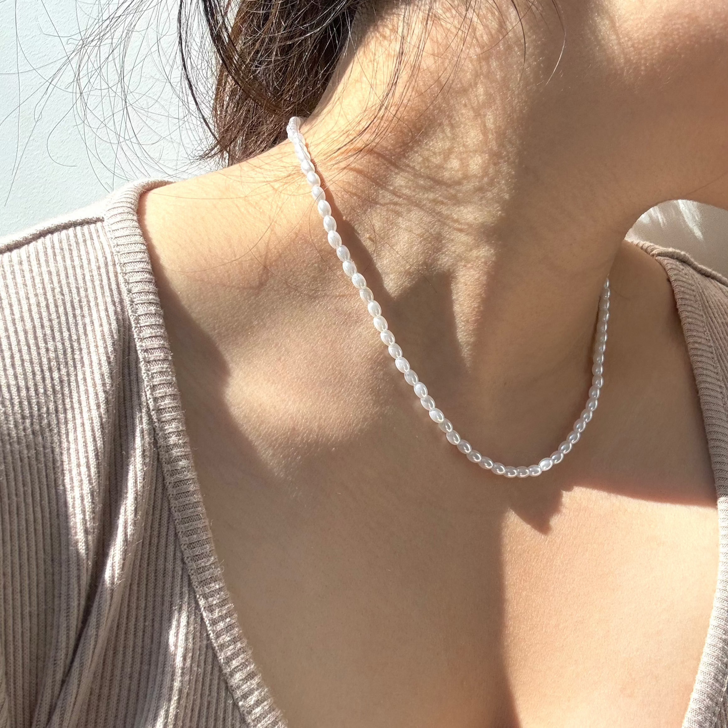 Valoré White Imitation Collarbone Pearl Necklace