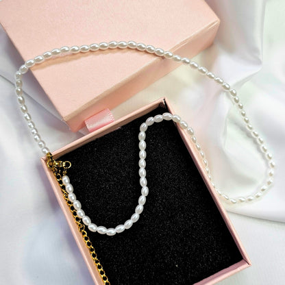 Valoré White Imitation Collarbone Pearl Necklace