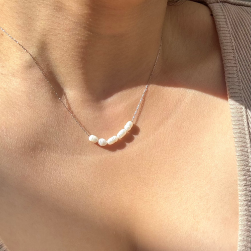 Valoré 5 Freshwater Pearl Choker Necklace