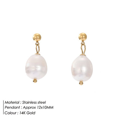 Valoré Freshwater Pearl Earrings