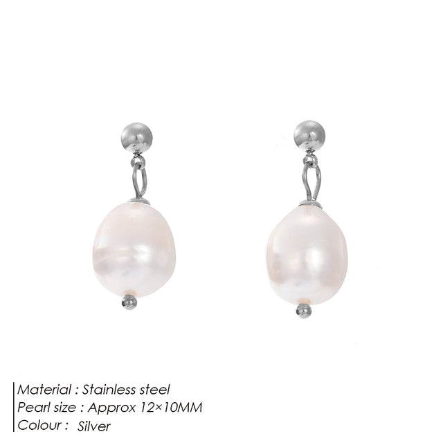 Valoré Freshwater Pearl Earrings